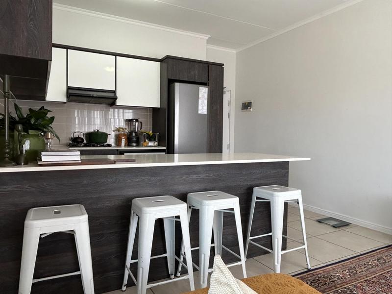 To Let 1 Bedroom Property for Rent in Sandown Western Cape
